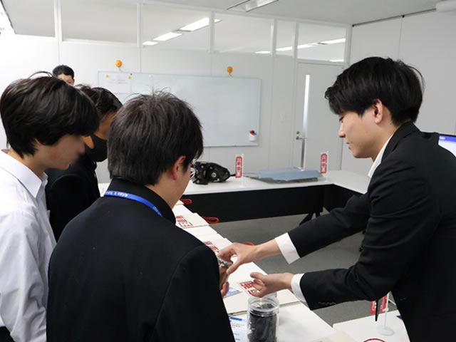 中学生の校外学習におけるSDGs企業訪問を受入れ